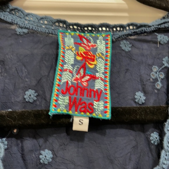 Johnny Was Floral Embroidered Tunic - Picture 3 of 6